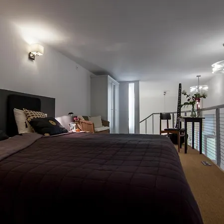 Old Chocolate Factory Apartment *